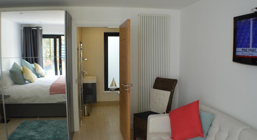 Pier39Portrush Adult Only Bed & Breakfast Стая снимка