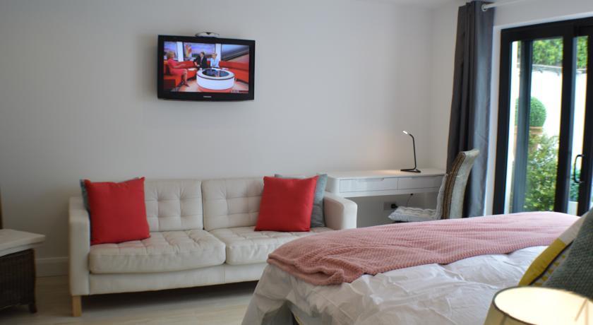 Pier39Portrush Adult Only Bed & Breakfast Стая снимка