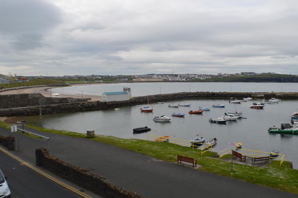 Pier39Portrush Adult Only Bed & Breakfast Стая снимка