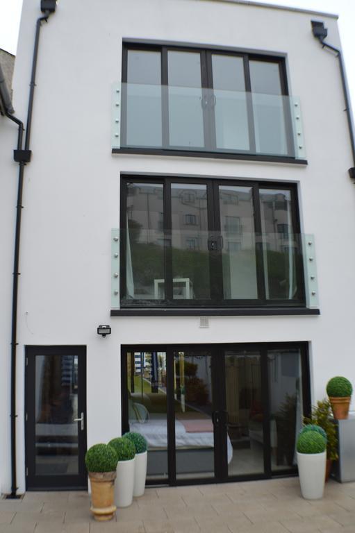 Pier39Portrush Adult Only Bed & Breakfast Екстериор снимка