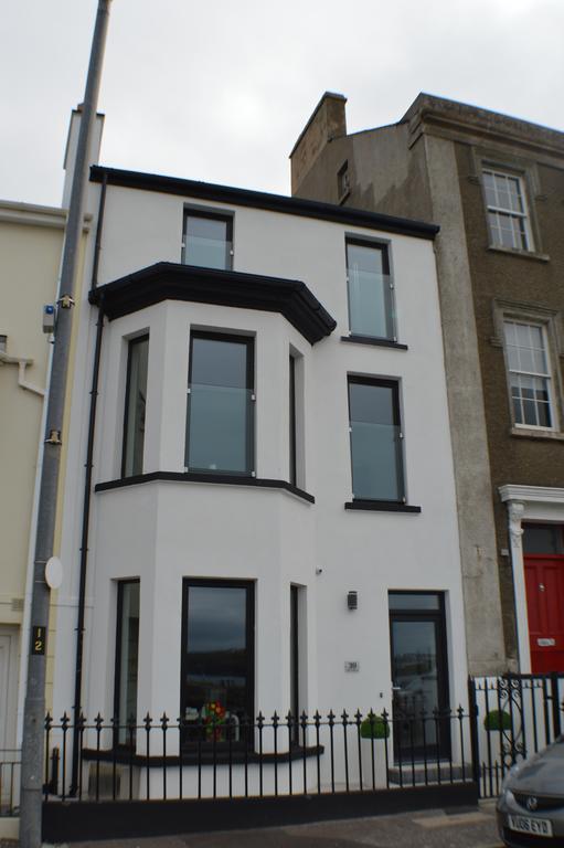 Pier39Portrush Adult Only Bed & Breakfast Екстериор снимка