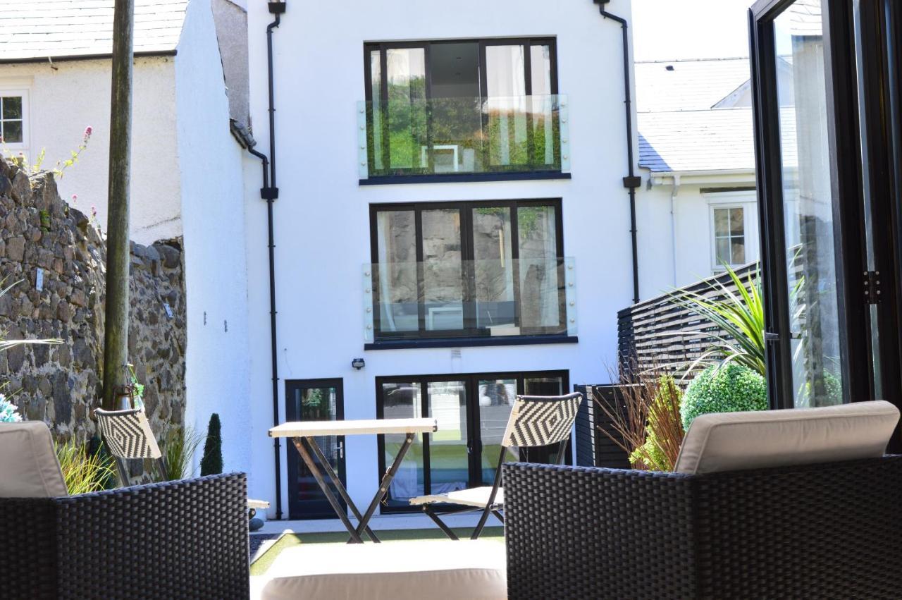 Pier39Portrush Adult Only Bed & Breakfast Екстериор снимка